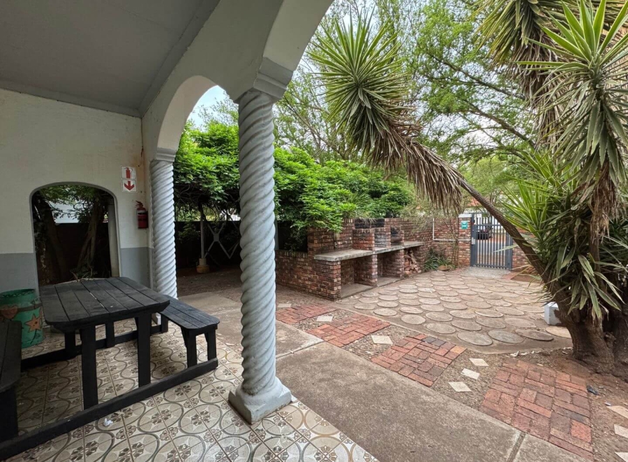 16 Bedroom Property for Sale in Die Bult North West